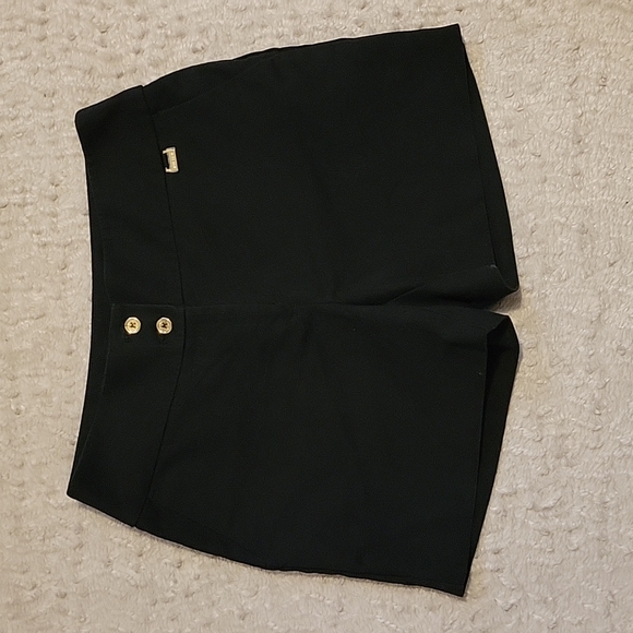 ANNE KLEIN~ Shorts, Black, 2 - Picture 1 of 6